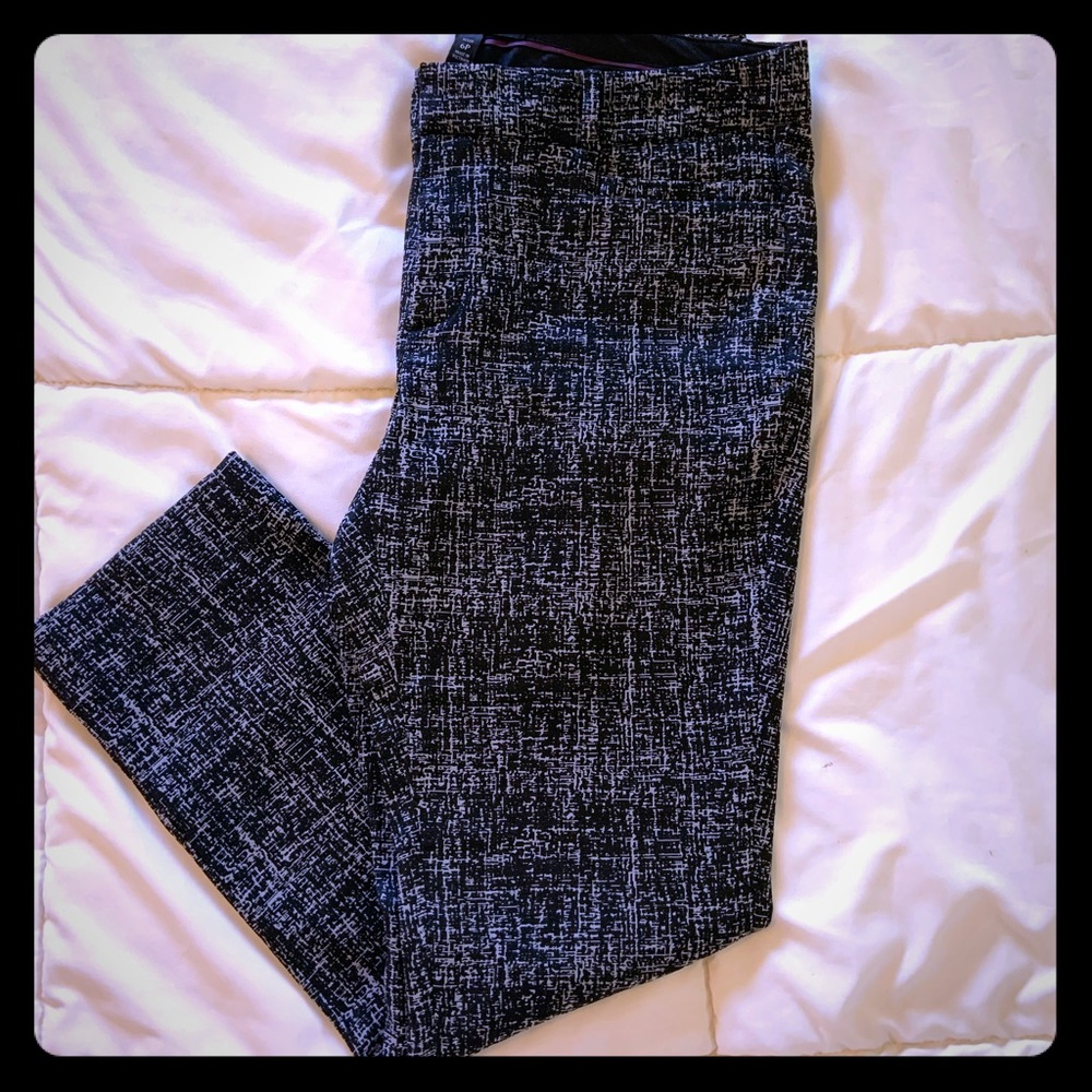 5/$25 🌸🌸 Like New Women’s Banana Republic Pants